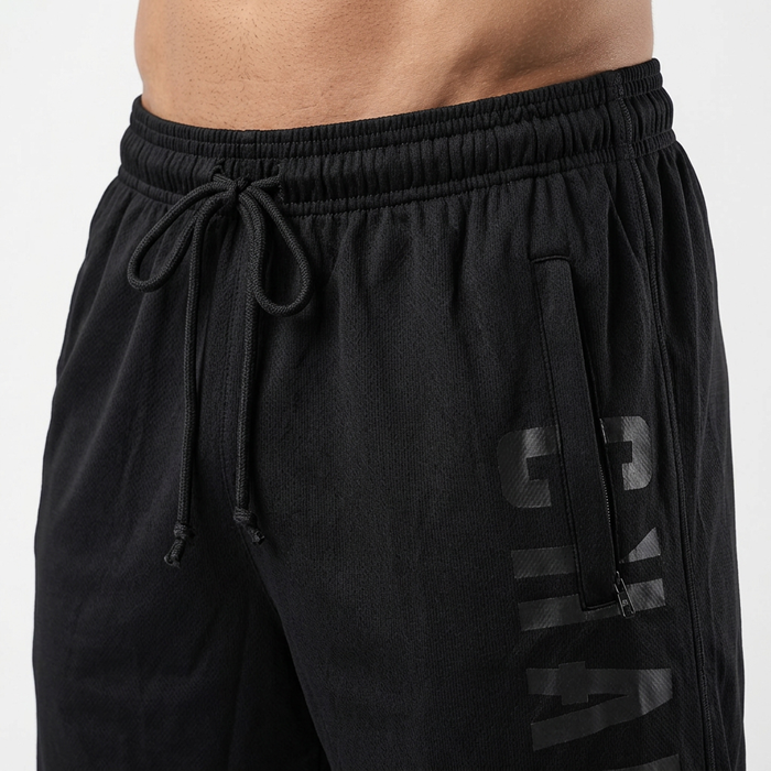 Chained Mesh Shorts Sort